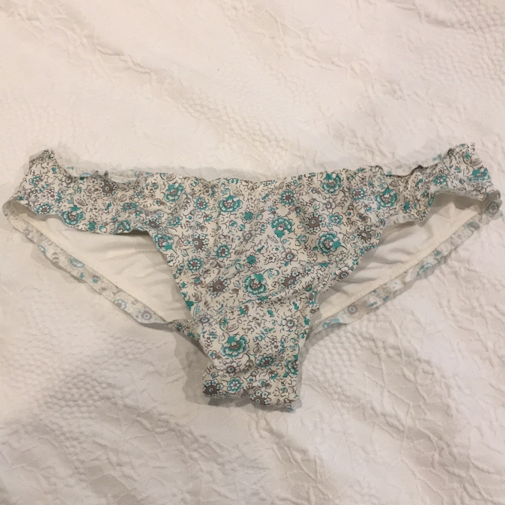 Eberjey Ditsy Floral Bikini w/ scrunch butt sz S